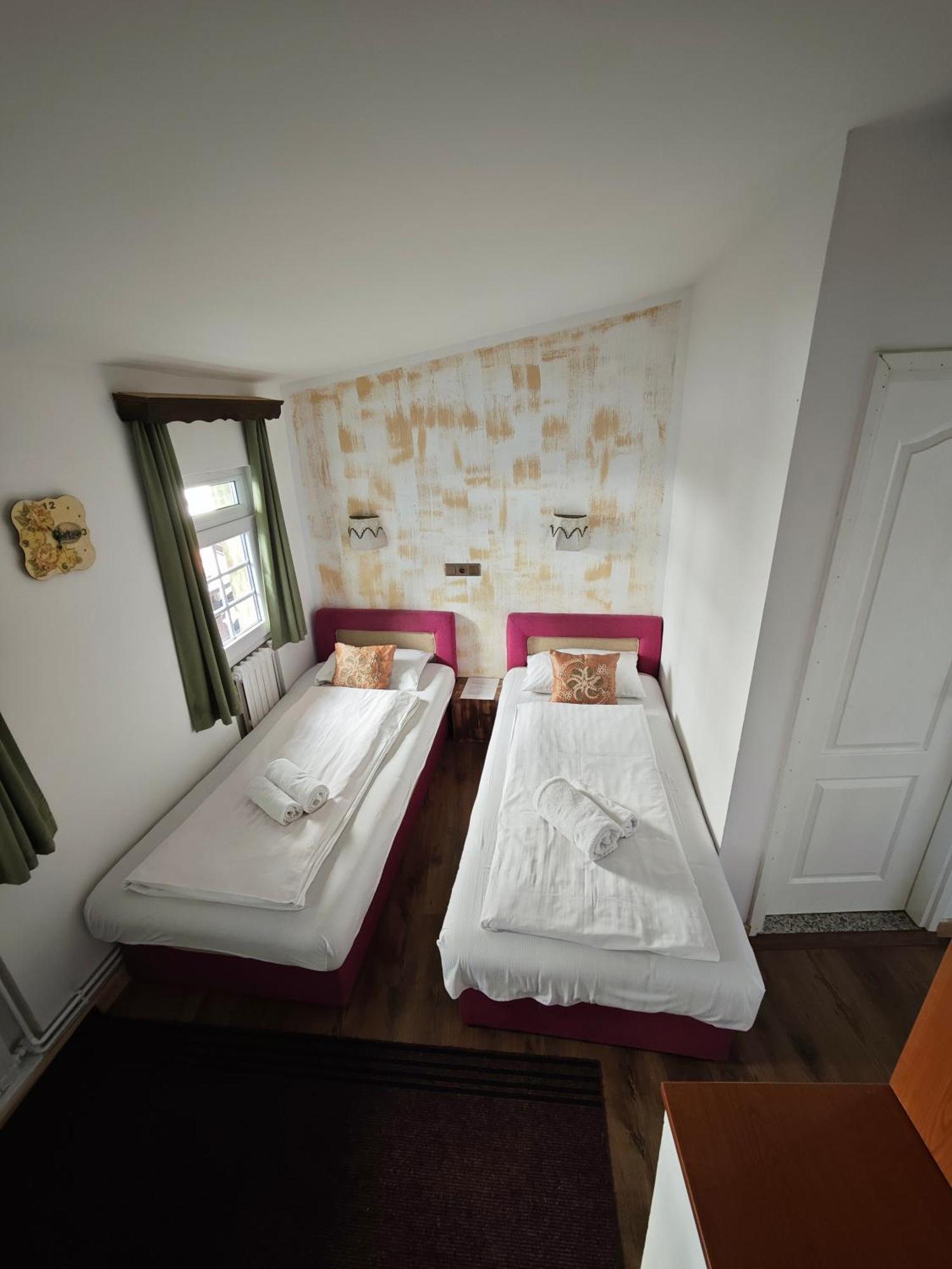 Guesthouse Yildiz Sarajevo Eksteriør billede